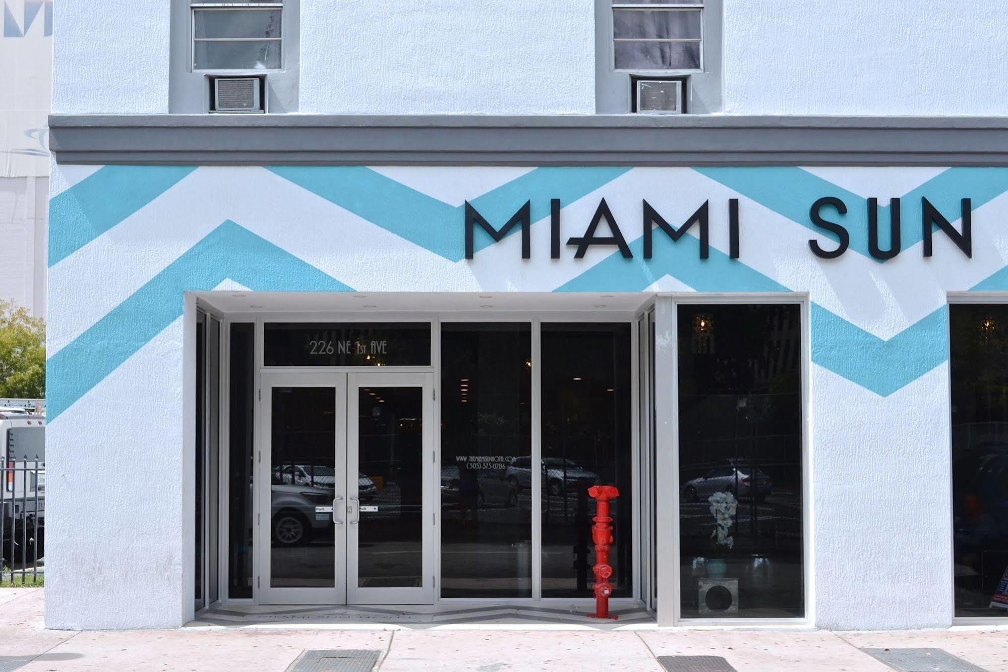 Miami Sun Hotel - Downtown/Port Of Маямі Екстер'єр фото